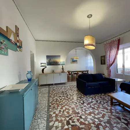 Domus Mari Apartman